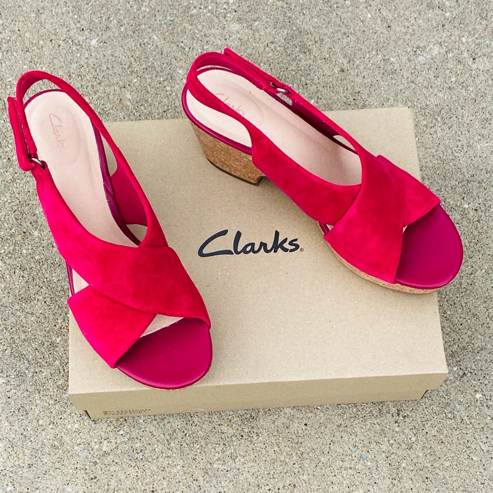 Clarks Fuchsia Suede Shoes - Picture 7 of 7